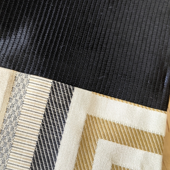 🐦3/$20🐦 Max & Mabel geometric tapestry vest - Picture 3 of 11